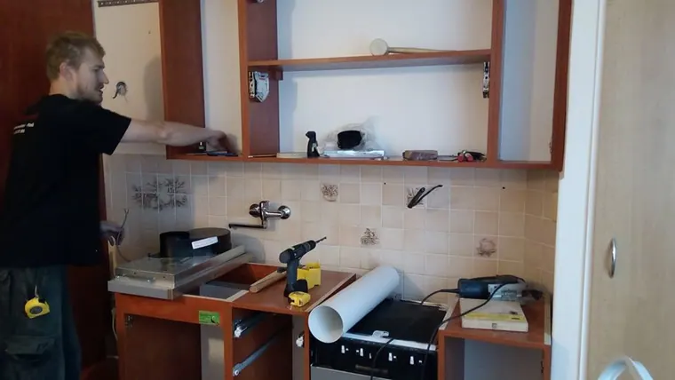 Kuchyňské linky na míru — realizace D & M Kuchyně č. 47