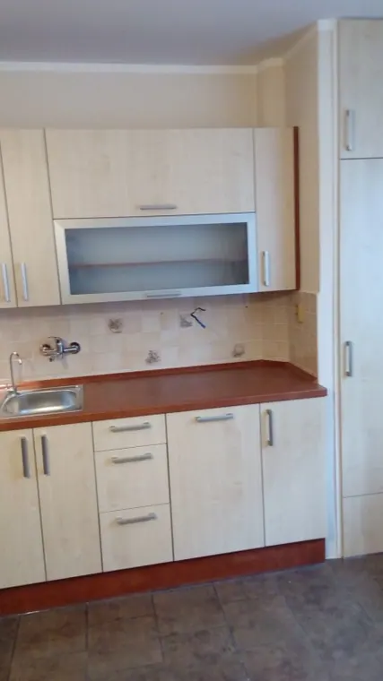 Kuchyňské linky na míru — realizace D & M Kuchyně č. 117