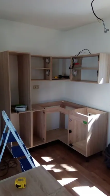 Kuchyňské linky na míru — realizace D & M Kuchyně č. 115