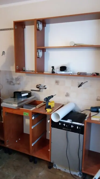 Kuchyňské linky na míru — realizace D & M Kuchyně č. 106