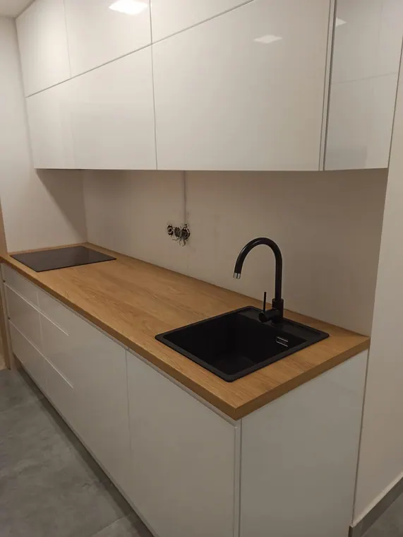 Kuchyňské linky na míru — realizace D & M Kuchyně č. 36