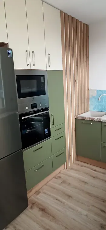 Kuchyňské linky na míru — realizace D & M Kuchyně č. 24