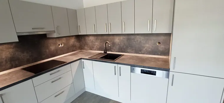 Kuchyňské linky na míru — realizace D & M Kuchyně č. 21
