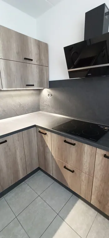 Kuchyňské linky na míru — realizace D & M Kuchyně č. 18