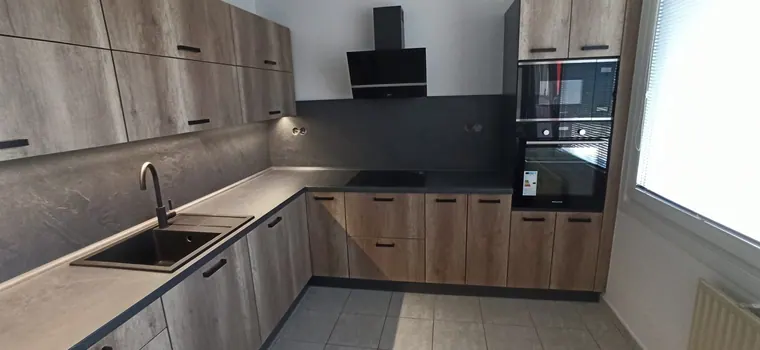 Kuchyňské linky na míru — realizace D & M Kuchyně č. 17