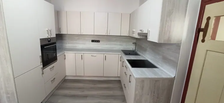 Kuchyňské linky na míru — realizace D & M Kuchyně č. 13
