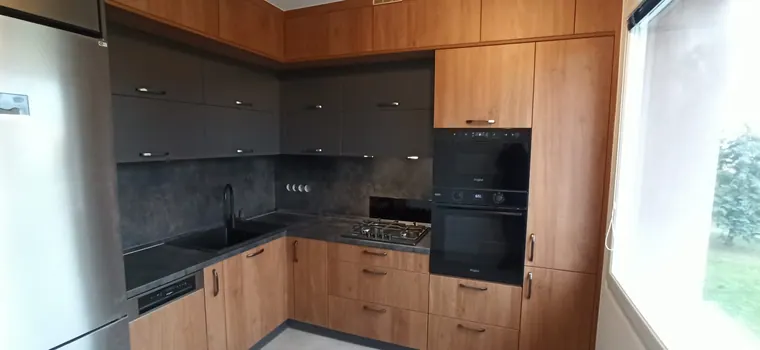 Kuchyňské linky na míru — realizace D & M Kuchyně č. 9