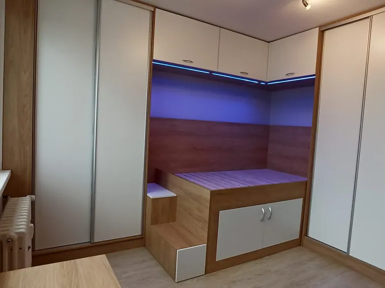 Ložnice na míru — realizace D & M Kuchyně č. 24
