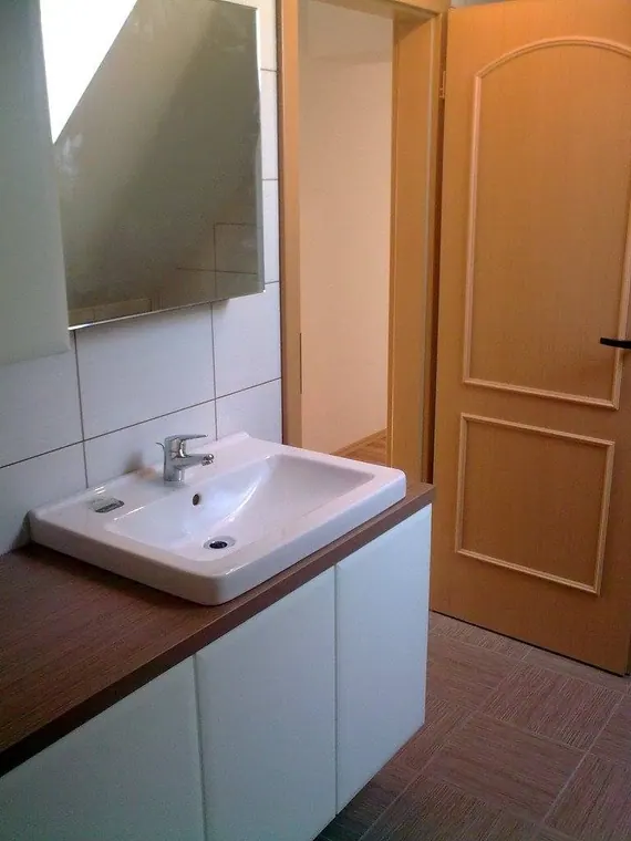 Nábytek na míru — realizace D & M Kuchyně č. 21
