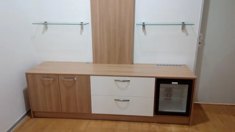 Nábytek na míru — realizace D & M Kuchyně č. 28